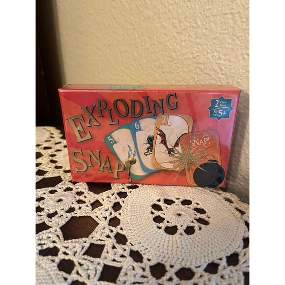 NEW Universal Studios Harry Potter Exploding Snap Card Game - Picture 1 of 3